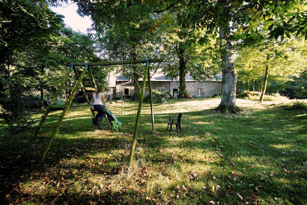 La Grande Sauvagere Bed & Breakfast Saint-Pierre-de-Plesguen ภายนอก รูปภาพ